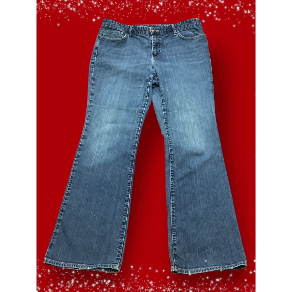 Eddie Bauer Womens Natural Fit Bootcut Jeans 14 Medium Wash Denim Mid Rise flaw